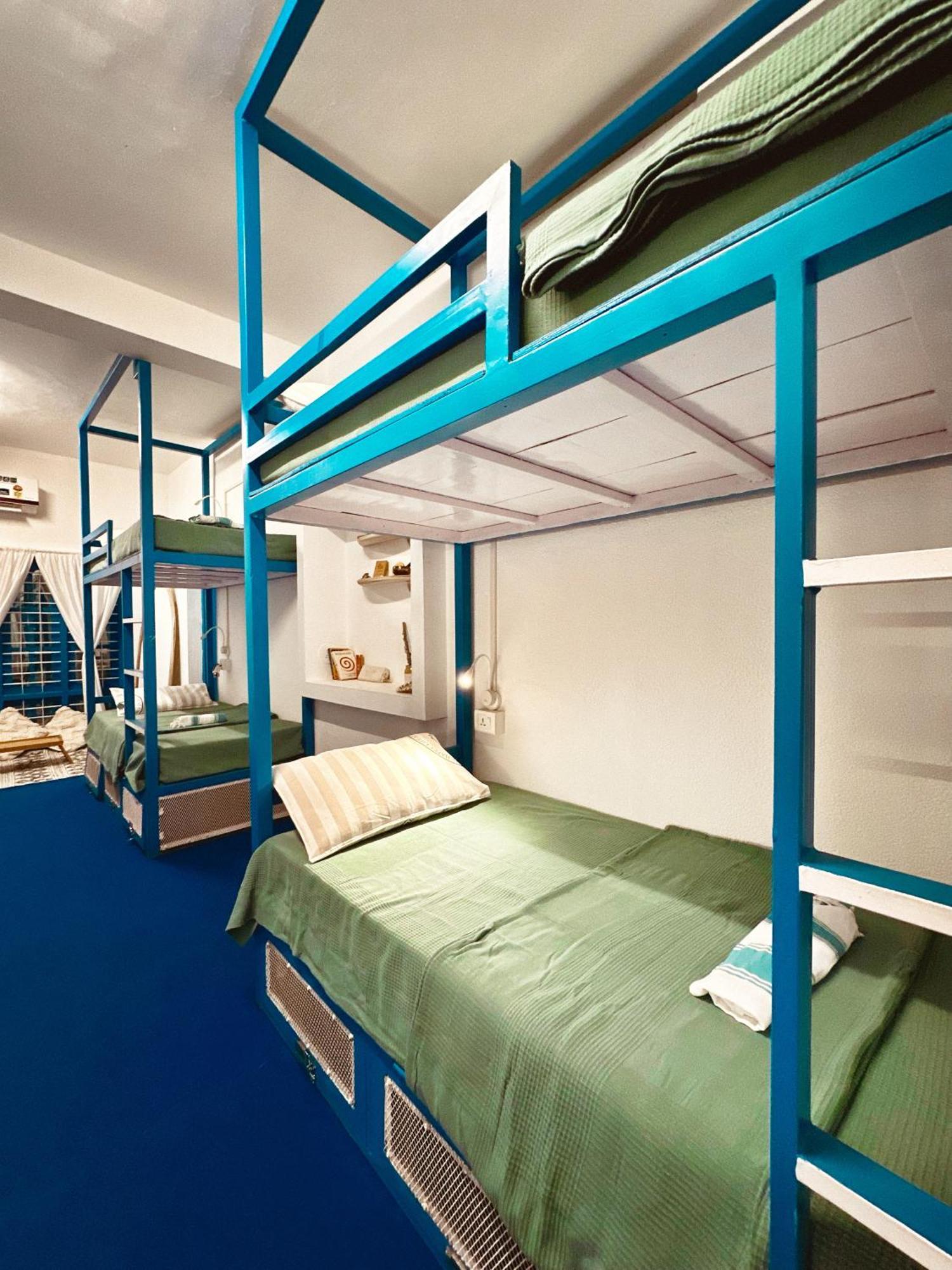 ורקלה House Of Surf Hostel For Women מראה חיצוני תמונה